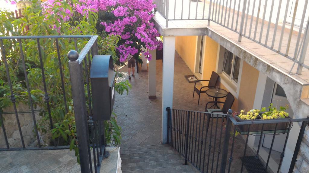 Apartment Mile Šibenik Exterior foto